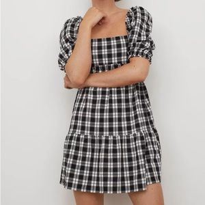 black/white puff sleeve plaid dress
